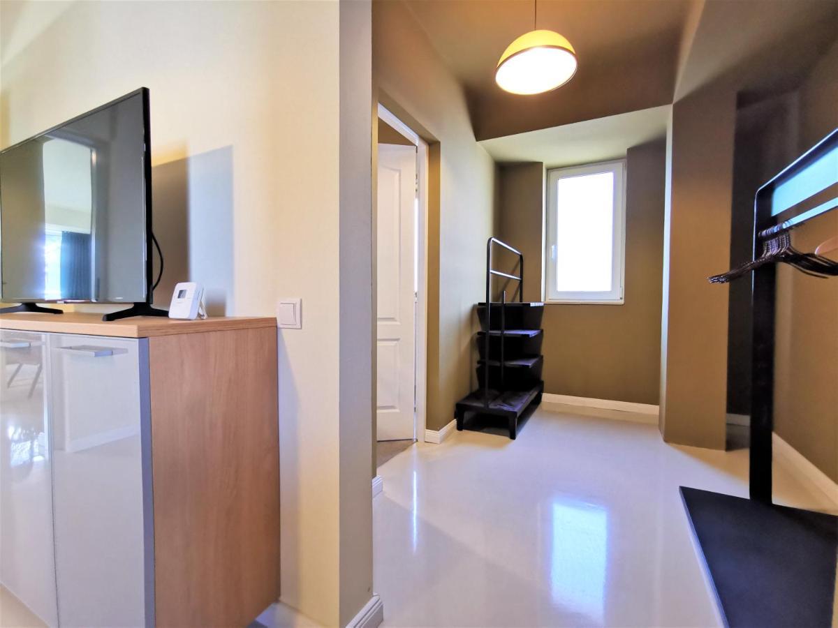 Grey Apartments คลูจ-นาโปกา ภายนอก รูปภาพ