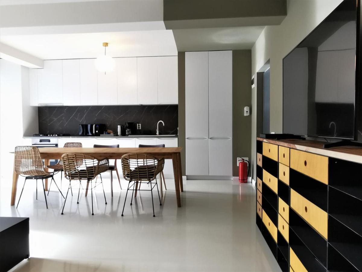 Grey Apartments คลูจ-นาโปกา ภายนอก รูปภาพ