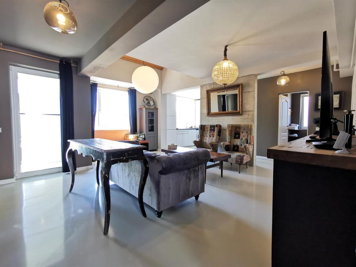 Grey Apartments คลูจ-นาโปกา ภายนอก รูปภาพ