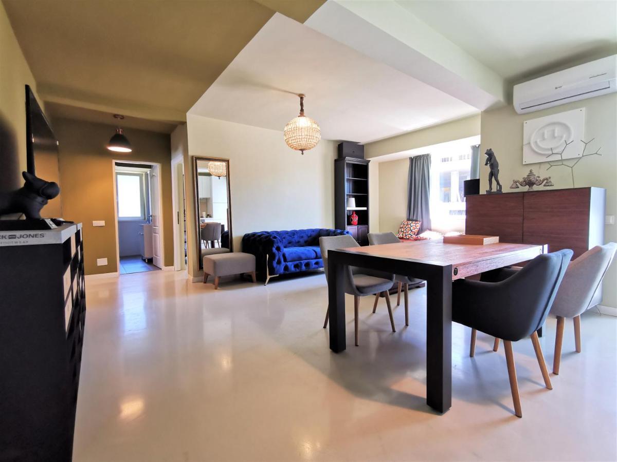 Grey Apartments คลูจ-นาโปกา ภายนอก รูปภาพ